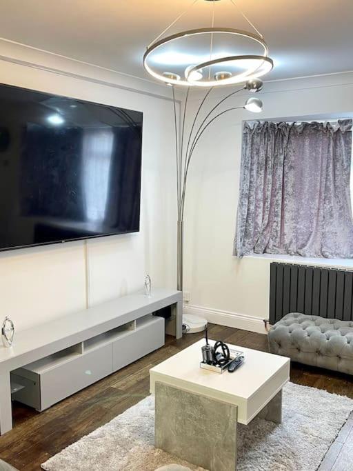 Spacious 4 Bedroom House Billericay Buitenkant foto