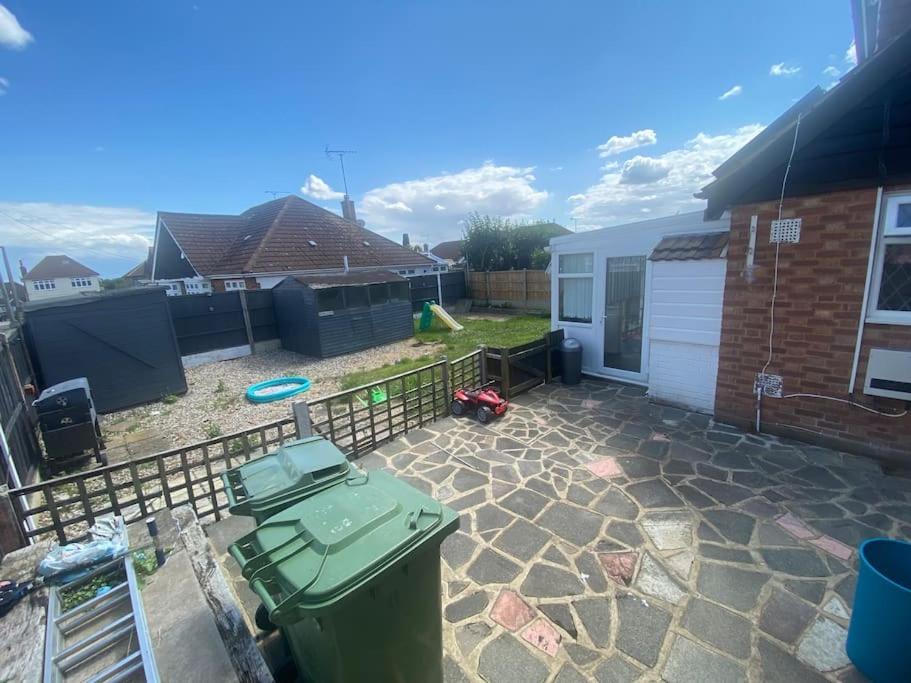Spacious 4 Bedroom House Billericay Buitenkant foto